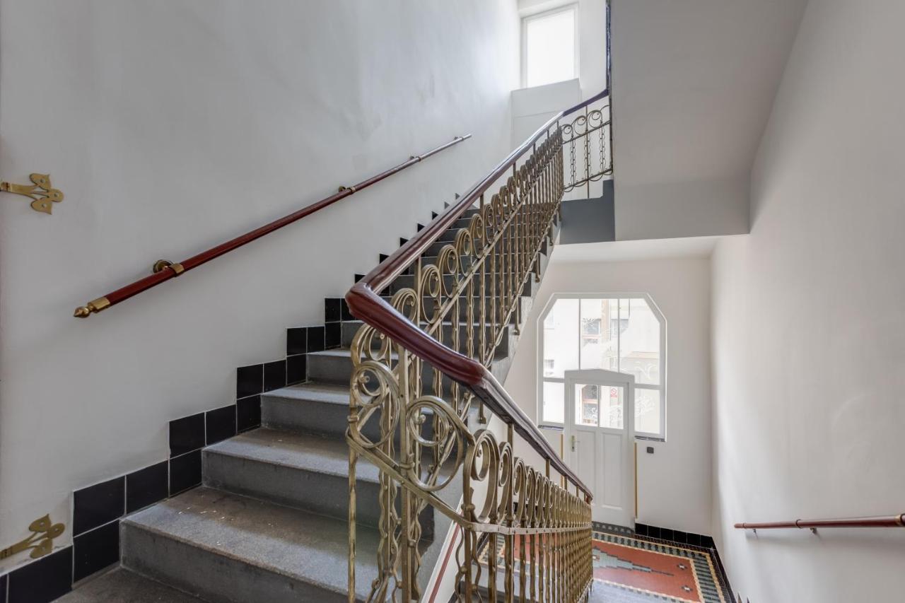 Luxury Riverside Apartments In The Center Of Praga Zewnętrze zdjęcie