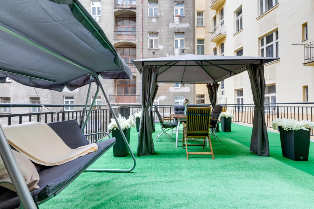 Luxury Riverside Apartments In The Center Of Praga Zewnętrze zdjęcie