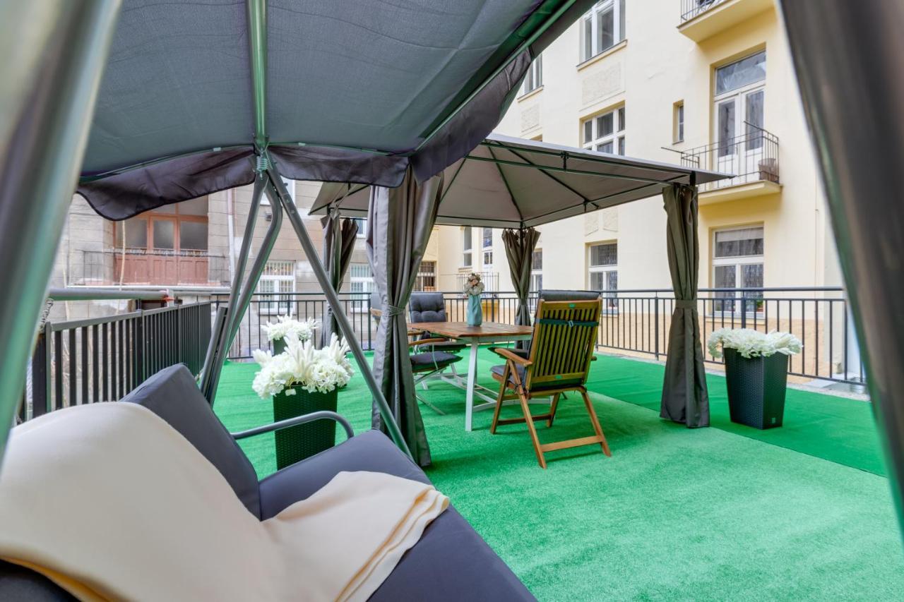 Luxury Riverside Apartments In The Center Of Praga Zewnętrze zdjęcie