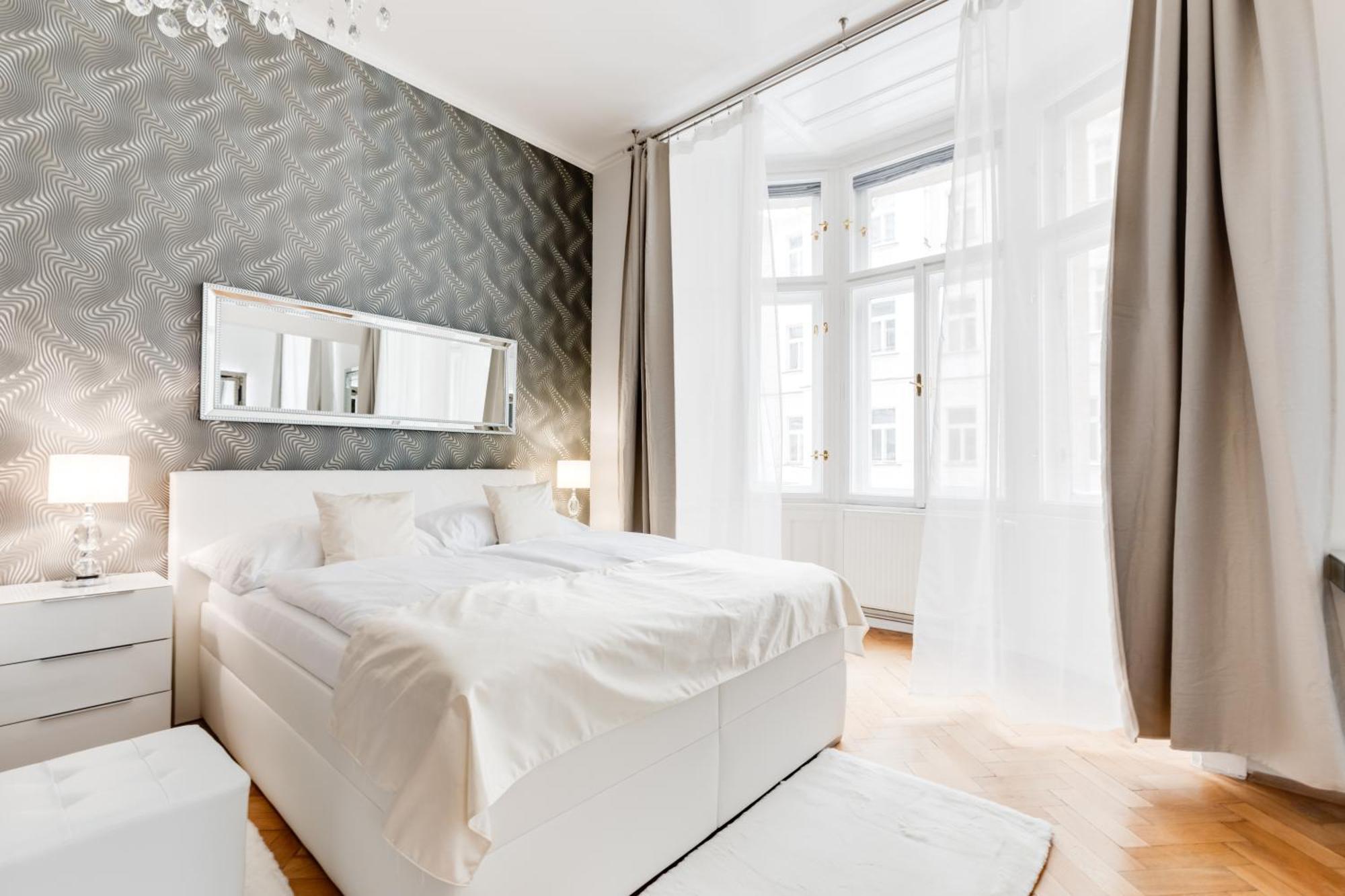Luxury Riverside Apartments In The Center Of Praga Zewnętrze zdjęcie